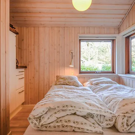 Holiday home 4 Bedroom Gorgeous In Ebeltoft