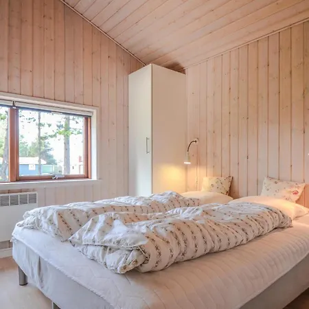 4 Bedroom Gorgeous In Ebeltoft * Oksenmolle
