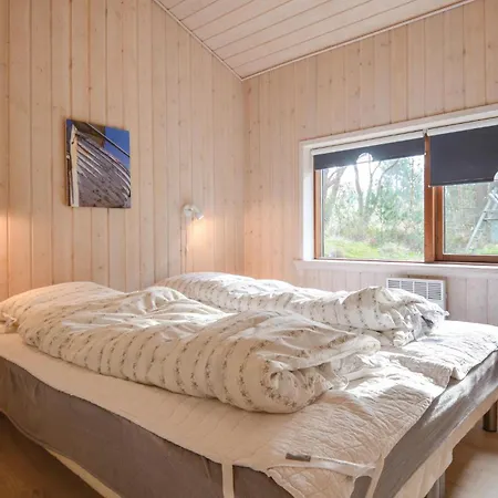 4 Bedroom Gorgeous In Ebeltoft Holiday home