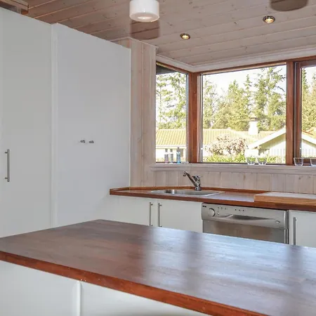 4 Bedroom Gorgeous In Ebeltoft Holiday home *